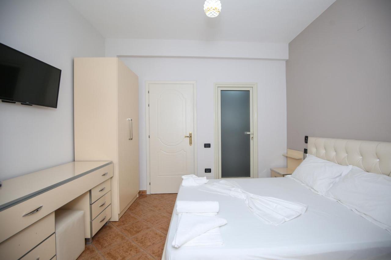 Hotel Vila Stefa Avlonya Dış mekan fotoğraf