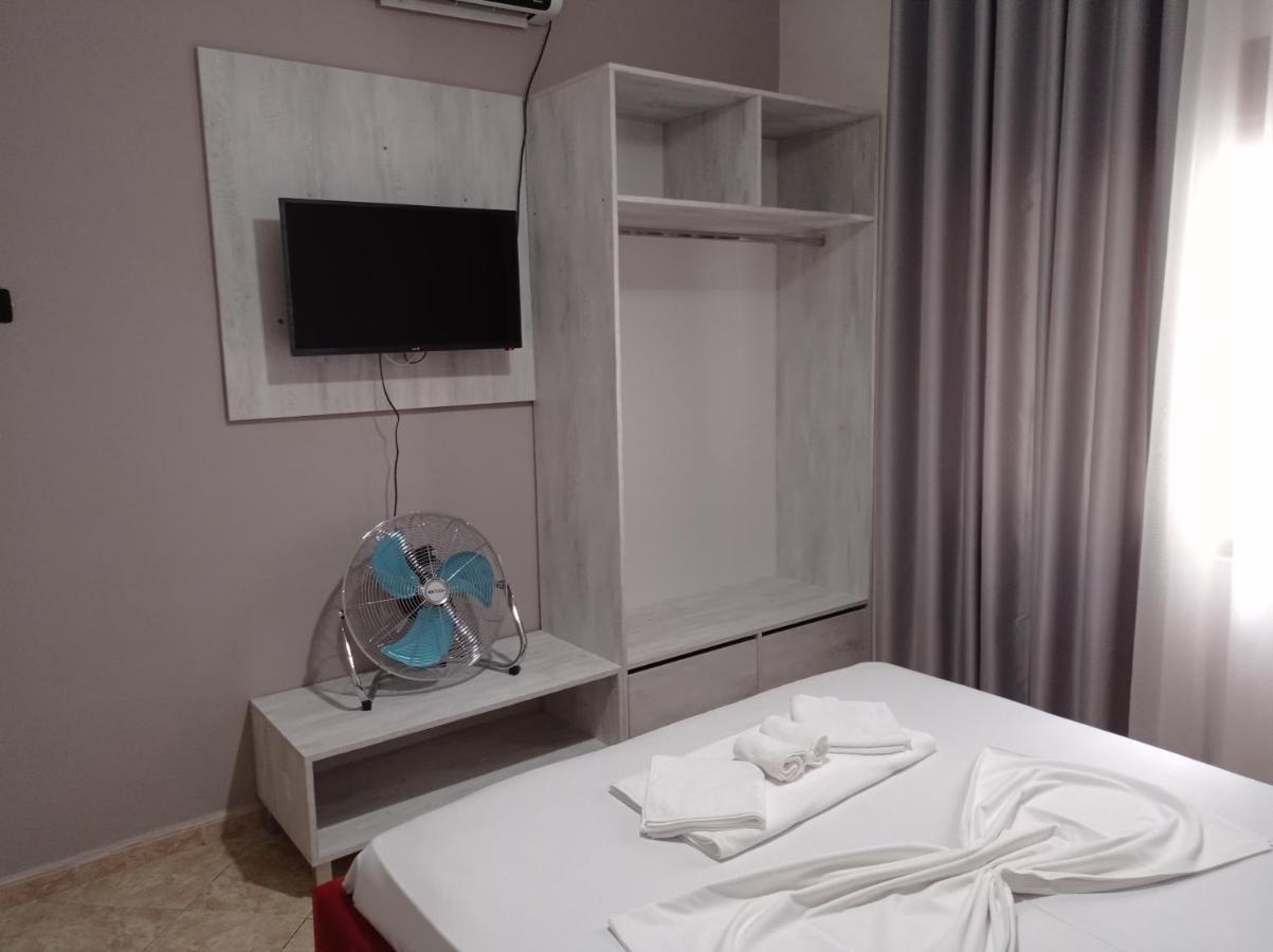 Hotel Vila Stefa Avlonya Dış mekan fotoğraf